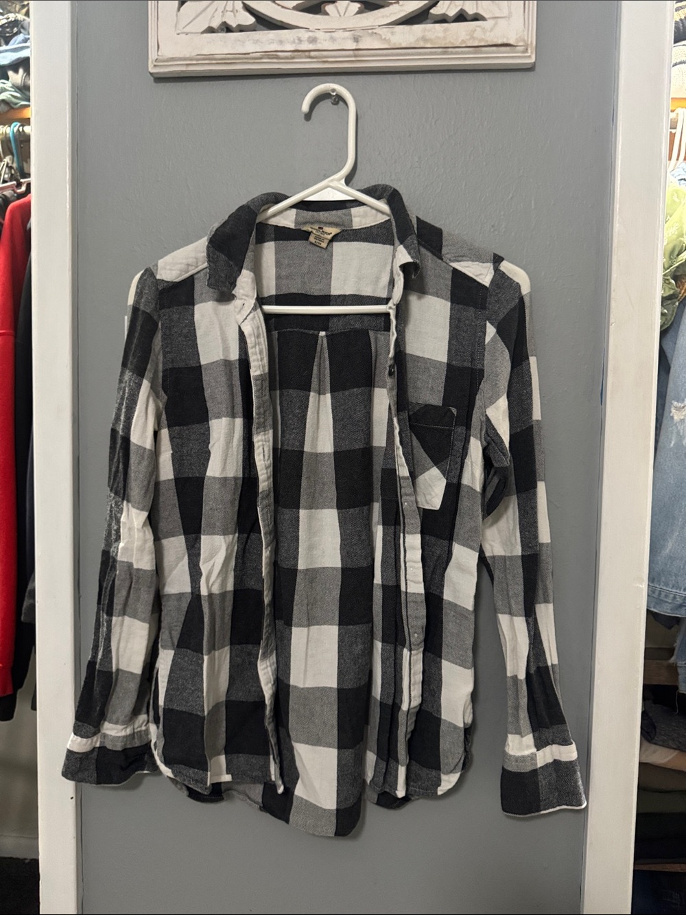 Woolrich Black & White Buffalo Plaid Button-Down Shirt